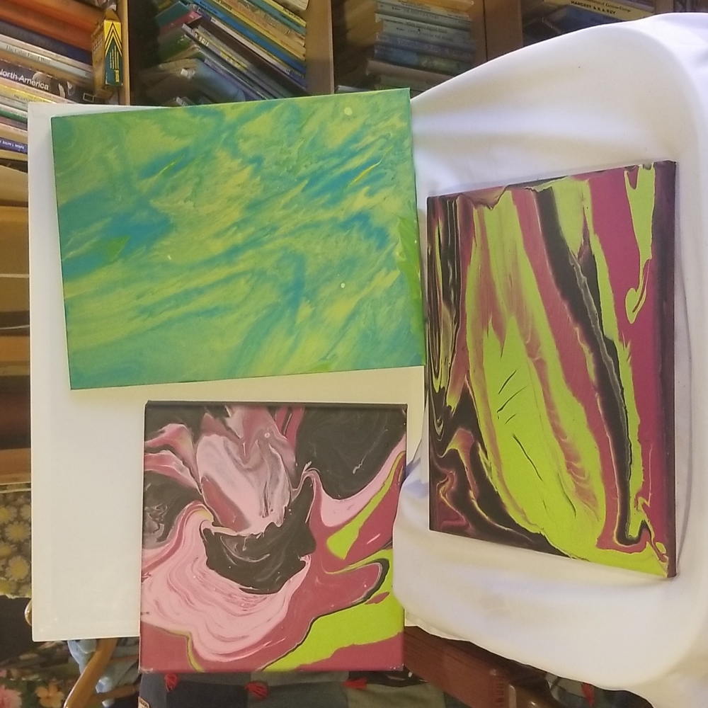 Pour art handmade 3 for 60$